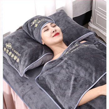 Grožio salono rankšluostis su mikropluošto logotipu, be pūkelių, odos priežiūros galvos apdangalas, trijų dalių rinkinys.