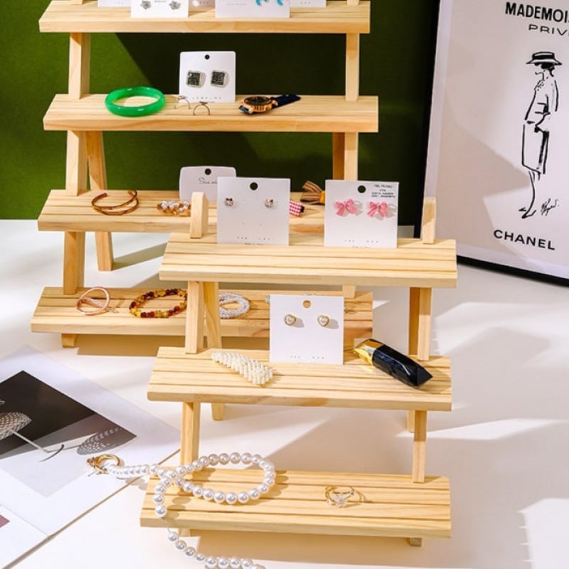 Vitriinkapi tööpinnale, täispuidust redel, ehete vitriin, loomingulised ehted, kaunistused, vitriin, live-leti hoiustamine