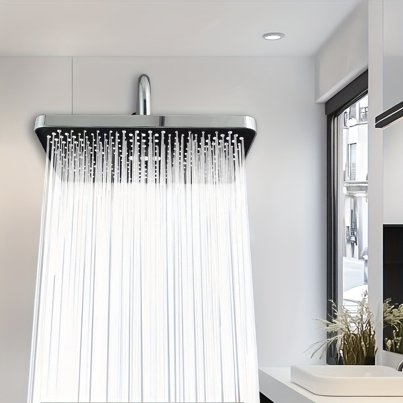 Didelis vonios kambarys, slėginis dušas, didelio srauto, energiją taupantis, stacionarus dušas, tualetas, vonios reikmenys, vonios kambario aksesuarai