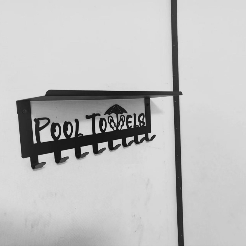 Кована желязна закачка за букви TOWELS за врата без перфоратор, закачалка за палта за задна врата, закачалка за ключове за кърпи