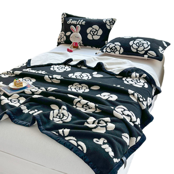 Mustvalge katioonne pilvebrokaat sametkomposiitmaterjalist multifunktsionaalne tekk vaba aja veetmise tekk samettekk piiriülene eksklusiivne kinkekarbi komplekt