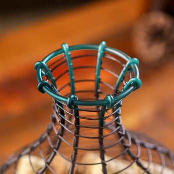 Tarpvalstybinis „Amazon“ medžio masyvo vyno kamščių laikymo krepšelis su geležiniu Europos komercinio viešbučio vyno ąžuolo kamščių kolekcijos krepšeliu