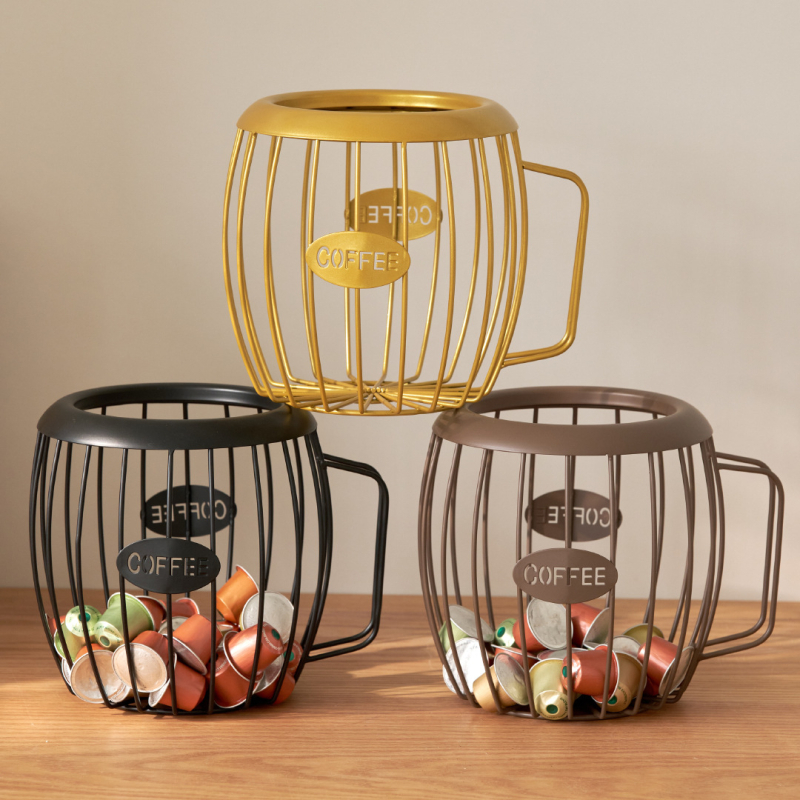 Piiriülene loominguline puuviljakorv sepistatud rauast kohvikapslite hoidmiseks sinised suupisted kuivatatud puuviljad puuviljade hoidmiseks kaldus korv