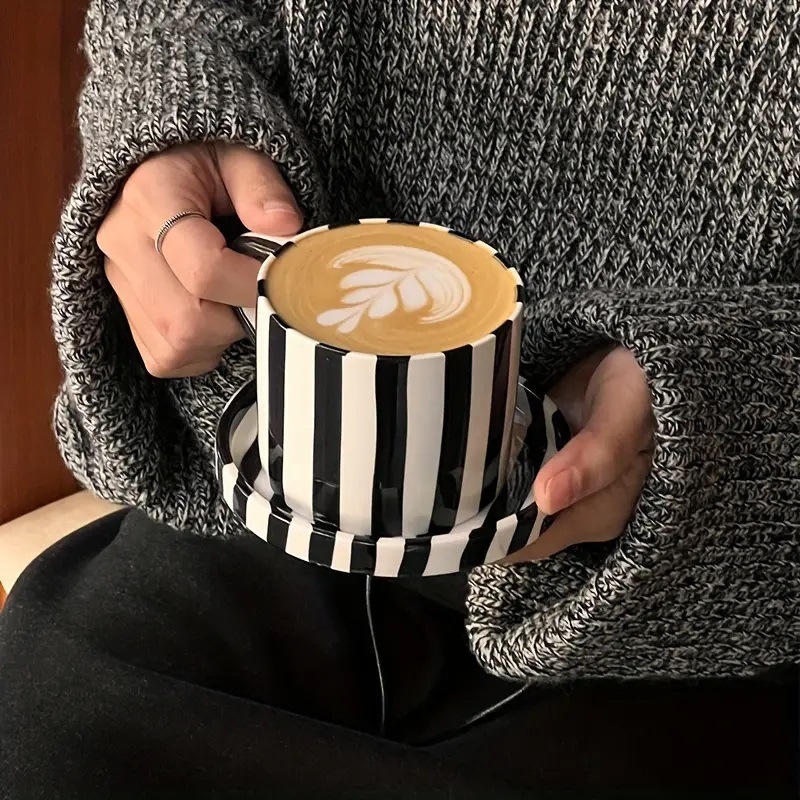 Скандинавска винтидж чаша за кафе, чаша за мляко, чаша за вода, ръчно рисувана на райета, офис, домакински, средновековен, закуска, керамична чаша