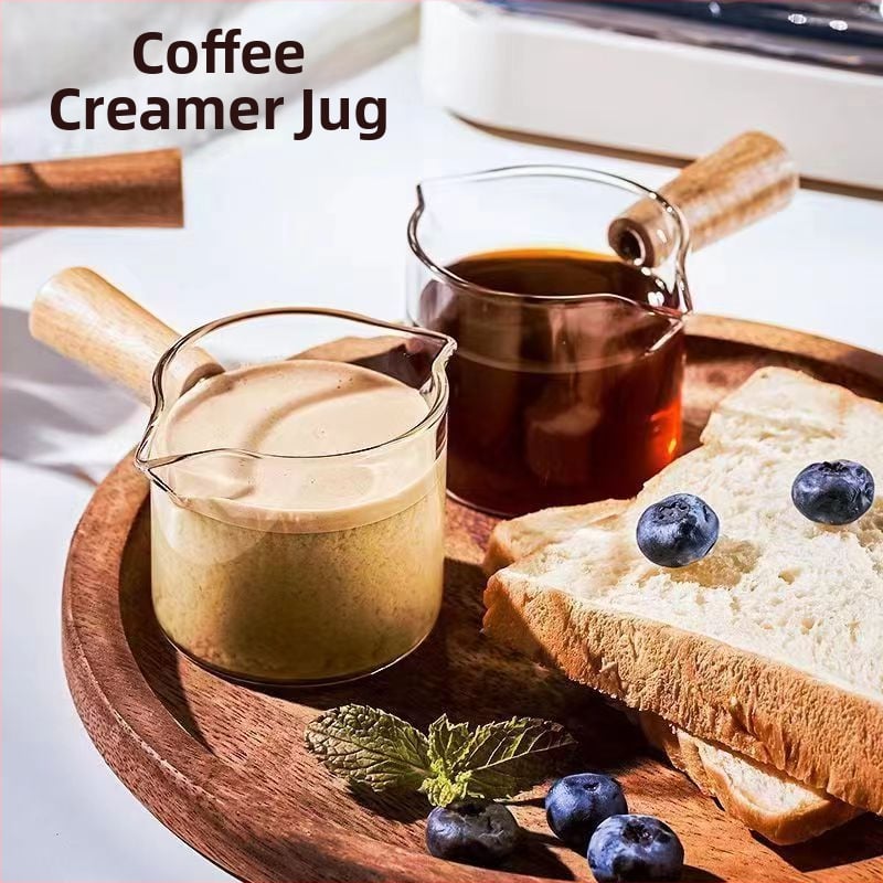 Kavos skardinė su medine rankena, pieno puodelis, borosilikatinio stiklo kavos puodelis, kavos aparato ištraukimo skalė, matavimo puodelis, pieno puodelis su rankena