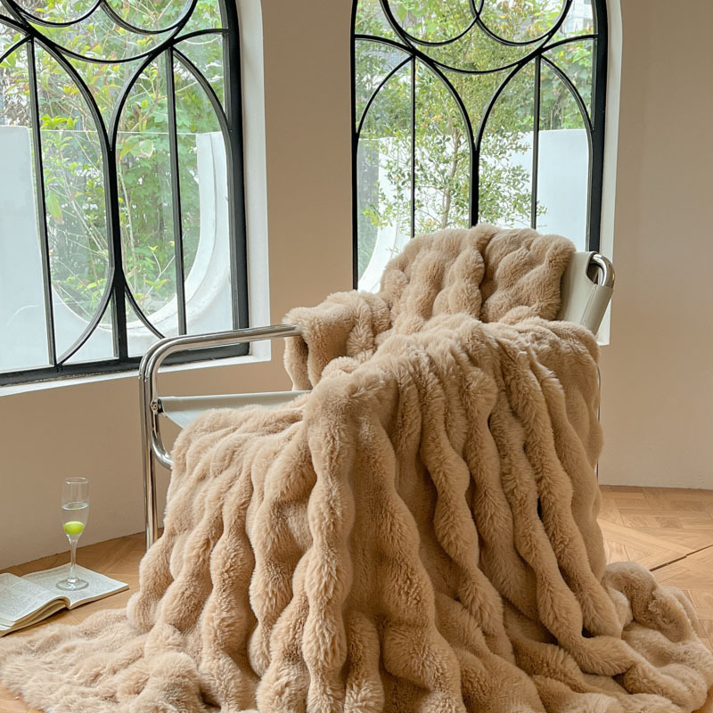 Lengva, prabangi triušio aksominė antklodė, viengulė antklodės užvalkalas, biuro pietų pertraukos antklodė, vaikiška antklodė, paprasta šilta pieno vilnos antklodė