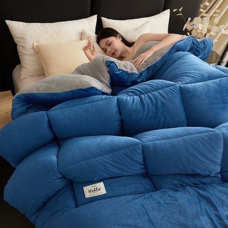 Tarpvalstybinė ėrienos aksomo antklodė, pieno aksomo šerdis, tiesioginis platinimas, dvipusė sustorinta aksomo antklodė, studentų bendrabučio patalynė