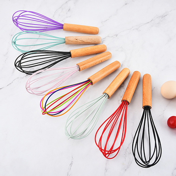 Medinės rankenos spalvos rankinis silikoninis kiaušinių plaktuvas rankinis skysčio maišymo lazdelės grietinėlės dozatorius virtuvės buitiniai įrankiai