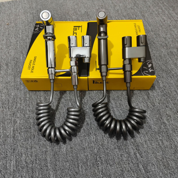 Изцяло меден тоалетен компаньон от неръждаема стомана, промивен пистолет за тоалетна, кран, биде, тоалетна, баня, високо налягане, един в два изхода