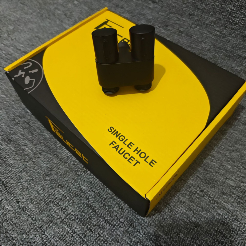 Изцяло меден тоалетен компаньон от неръждаема стомана, промивен пистолет за тоалетна, кран, биде, тоалетна, баня, високо налягане, един в два изхода