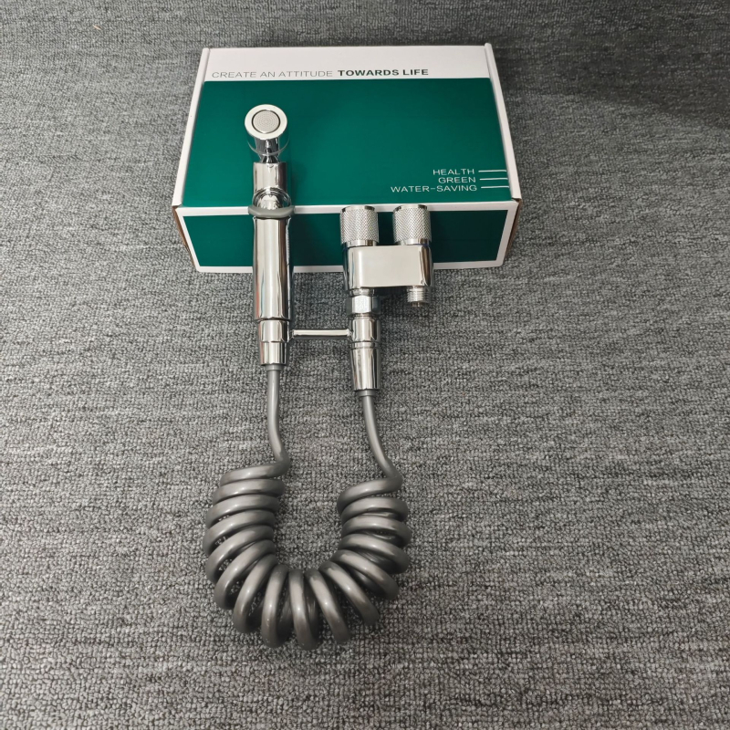 Изцяло меден тоалетен компаньон от неръждаема стомана, промивен пистолет за тоалетна, кран, биде, тоалетна, баня, високо налягане, един в два изхода