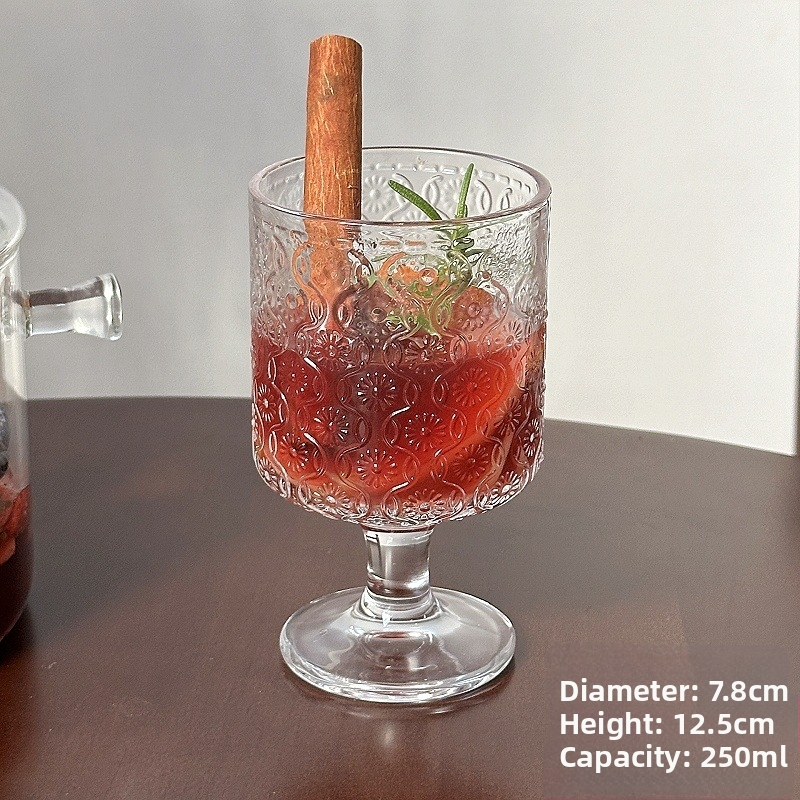 Läbipaistev kuuma punase veini kann, pliidil keetmise teekann, kõrge temperatuurikindel hautisepott, puuviljalõhnaline tee, lahtise leegiga elektriline keraamiline pliit, klaasist keedupott