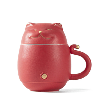 Loominguline keraamiline rõõmukassikruus tee eraldumiseks filtriga, kodukontori paarile mõeldud veekruus graveeritud tekstilogoga