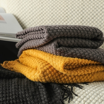 Kašmyro tipo paprastas keturių metų laikų universalus sofos antklodė, šiaurietiško stiliaus kutais dekoruota lovos antklodė, dekoratyvinė kambario antklodė su oro kondicionieriumi.