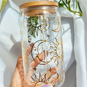 Piiriülene borosilikaatklaasist tass, kõrge värviväärtusega, loominguline kuldne päikese ja kuu koolajook, bambusest kaas, 16oz suure mahutavusega pipetitops