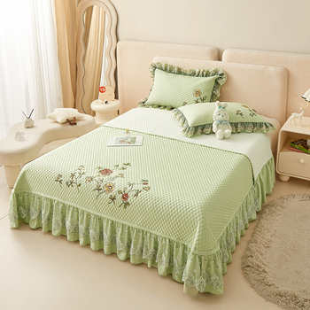 Naujas siuvinėtas nėriniuotas lovos užtiesalo komplektas iš trijų dalių (imitacinis tencelis) su nėriniais