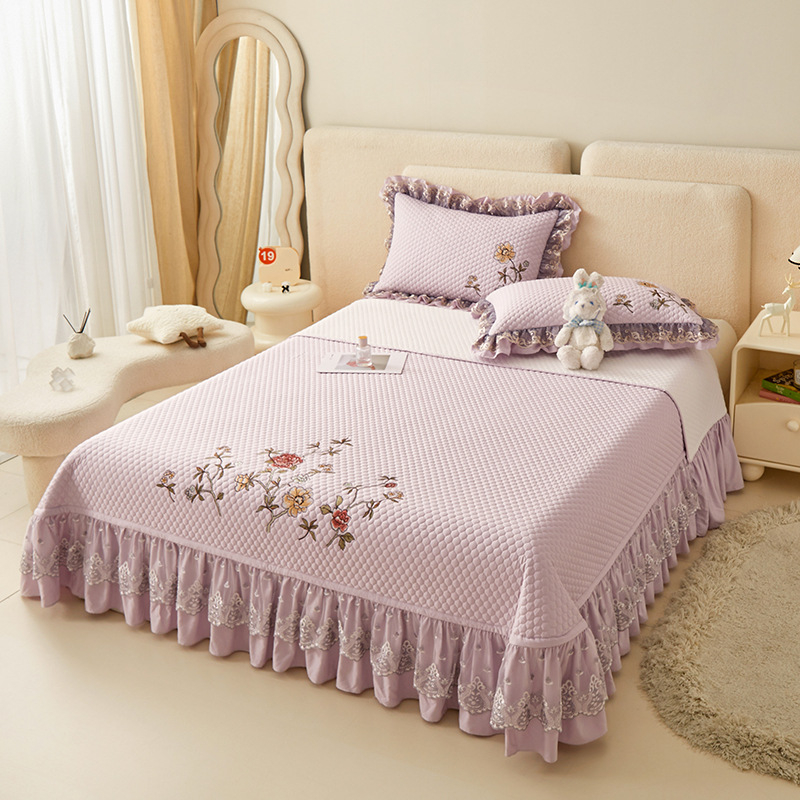 Naujas siuvinėtas nėriniuotas lovos užtiesalo komplektas iš trijų dalių (imitacinis tencelis) su nėriniais