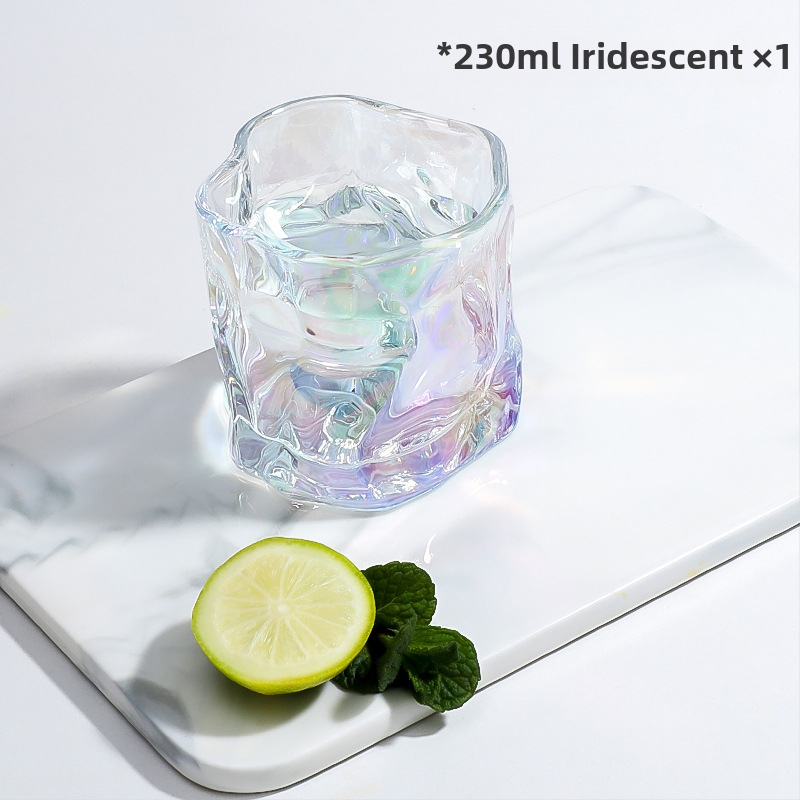 Ebakorrapärane klaasist tass, keerdtass, viski külma veega klaas, puuviljaveini tass, välismaine veini šampanjaklaas, loominguline veiniklaas