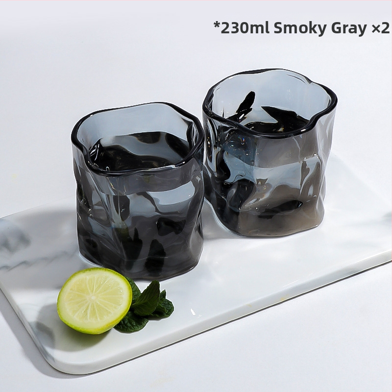 Ebakorrapärane klaasist tass, keerdtass, viski külma veega klaas, puuviljaveini tass, välismaine veini šampanjaklaas, loominguline veiniklaas