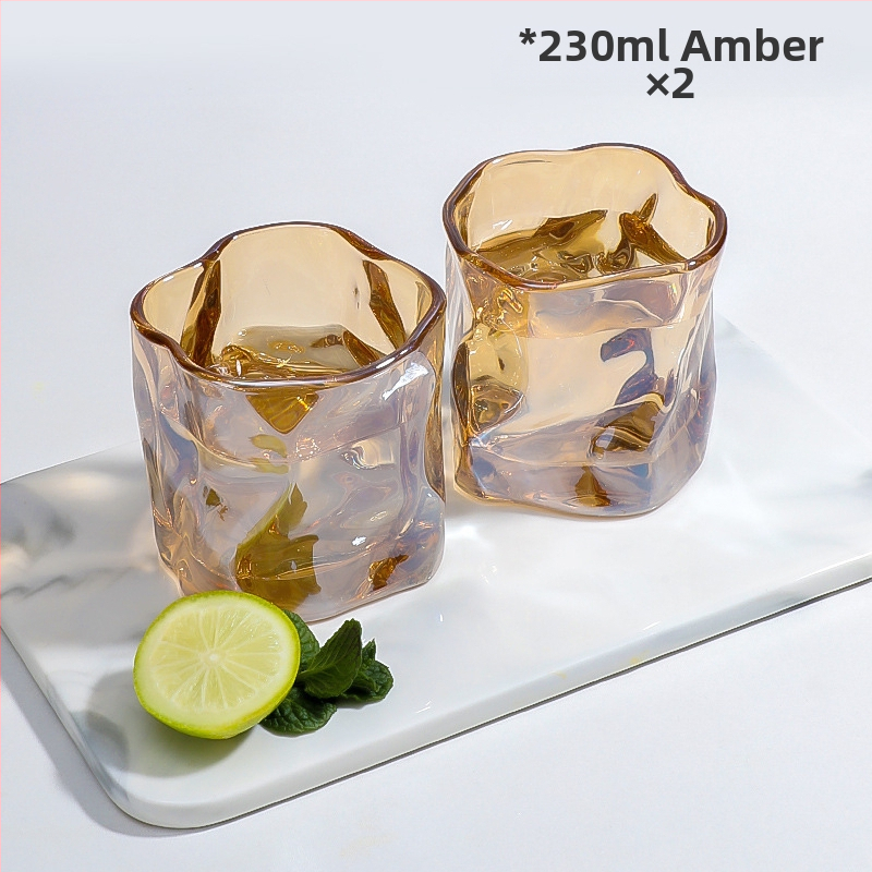 Ebakorrapärane klaasist tass, keerdtass, viski külma veega klaas, puuviljaveini tass, välismaine veini šampanjaklaas, loominguline veiniklaas