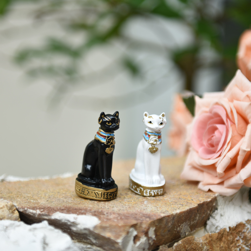 Gamykliniai tiesūs plaukai, tarpvalstybiniai mini Egipto katės papuošalai, europietiško stiliaus televizoriaus spintelės papuošalai, svetainės, vyno spintelės, įėjimo, miegamojo, darbuotojo