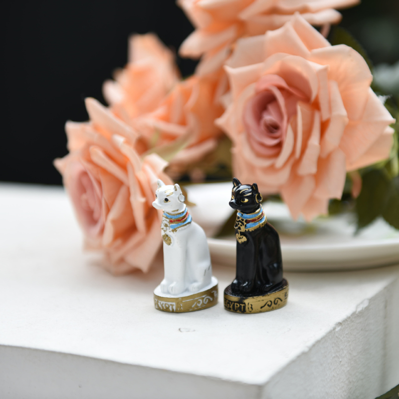 Gamykliniai tiesūs plaukai, tarpvalstybiniai mini Egipto katės papuošalai, europietiško stiliaus televizoriaus spintelės papuošalai, svetainės, vyno spintelės, įėjimo, miegamojo, darbuotojo