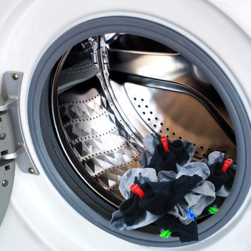 40 spalvotų kojinių segtukų su kabliukais skalbimo mašinai ir džiovyklei, raudoni/geltoni/mėlyni/žalia spalva