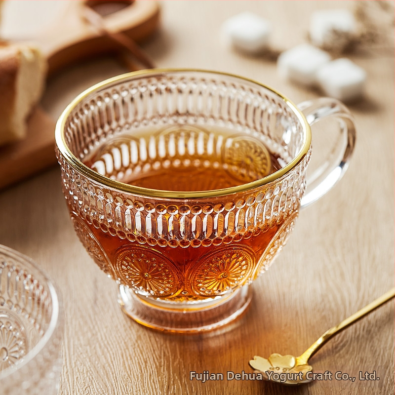 Скандинавска винтидж релефна стъклена чаша със слънчогледи, чаша за вода в домашен стил, висок цвят, стойност, мляко, закуска, овесена каша