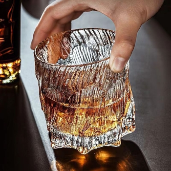 Kvaliteetne Xuani jää Cup ins loominguline liustikuklaasist veekruus viskikruus kõrge välimusega mahlajoogikruus