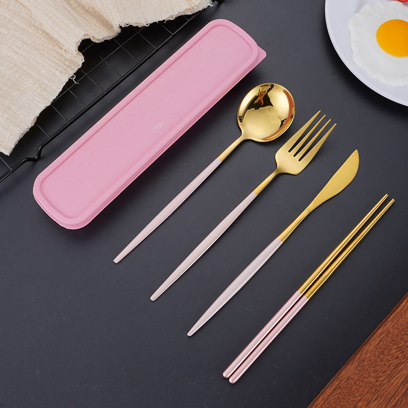 Loominguline roostevabast terasest portugali kaasaskantav lauanõude nuga, kahvel ja lusikas söögipulgad kaasaskantav reisikinkekomplekt neljaosaline