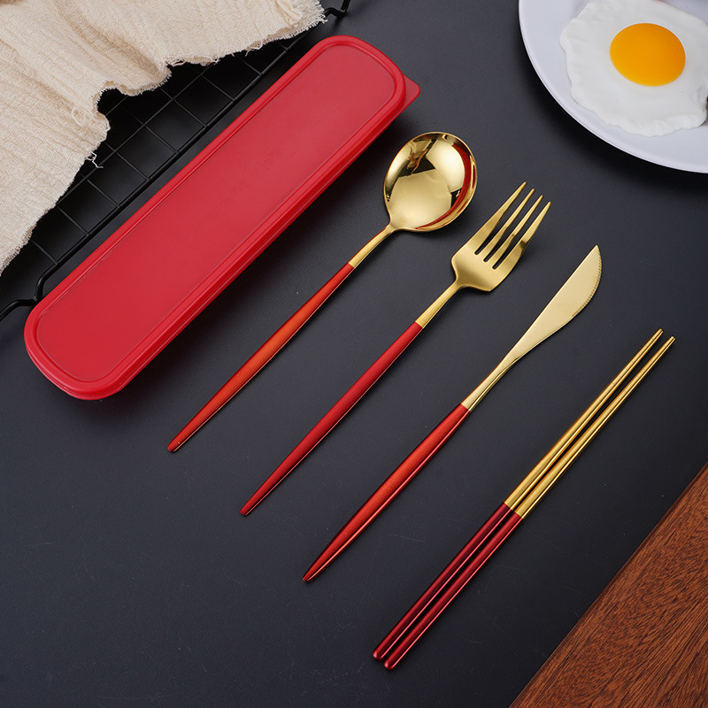 Loominguline roostevabast terasest portugali kaasaskantav lauanõude nuga, kahvel ja lusikas söögipulgad kaasaskantav reisikinkekomplekt neljaosaline