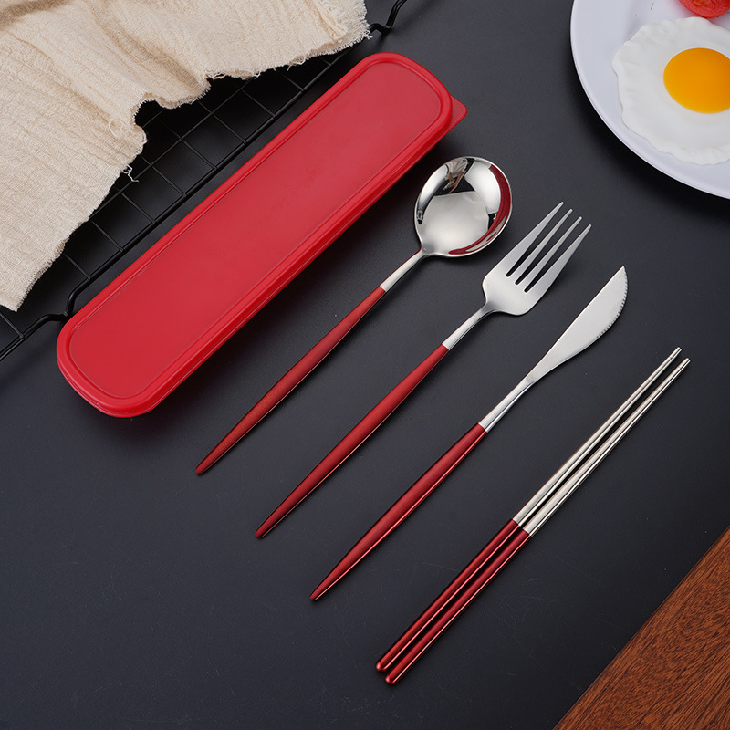 Loominguline roostevabast terasest portugali kaasaskantav lauanõude nuga, kahvel ja lusikas söögipulgad kaasaskantav reisikinkekomplekt neljaosaline