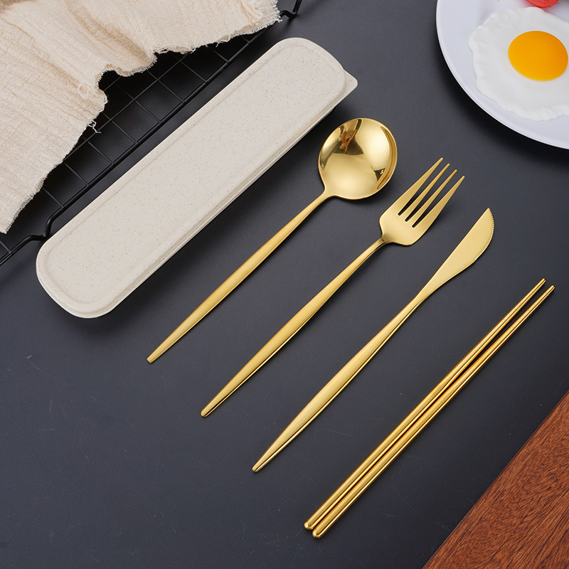 Loominguline roostevabast terasest portugali kaasaskantav lauanõude nuga, kahvel ja lusikas söögipulgad kaasaskantav reisikinkekomplekt neljaosaline