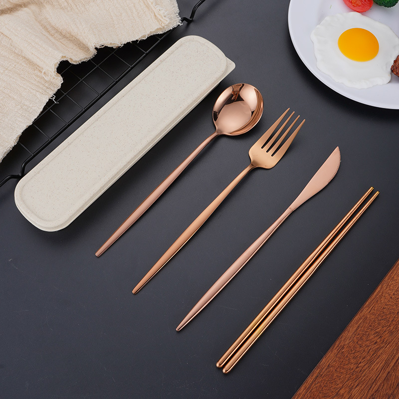 Loominguline roostevabast terasest portugali kaasaskantav lauanõude nuga, kahvel ja lusikas söögipulgad kaasaskantav reisikinkekomplekt neljaosaline