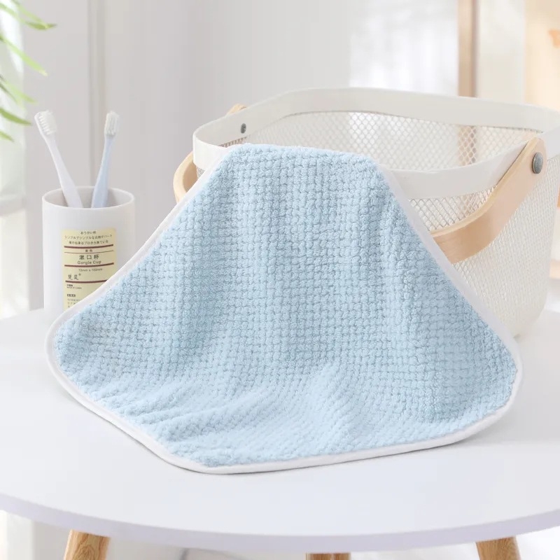 Sutirštintas ananasinis koralų vilnos mažas kvadratinis rankšluostis, rankų plovimo rankšluostis virtuvei, pakabinamas sugeriantis audinys