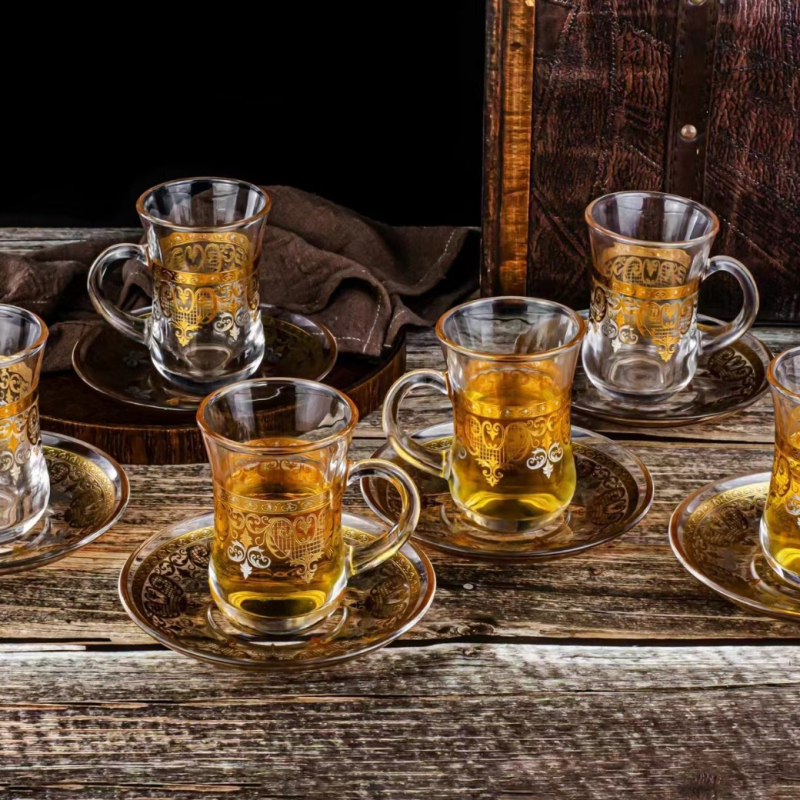 Нова креативна прозрачна стъклена чаша, чаша за чай Gongfu, стъклена чаша с бронзиращо релефно цвете, стъклена чаша за кафе, чаша за вино