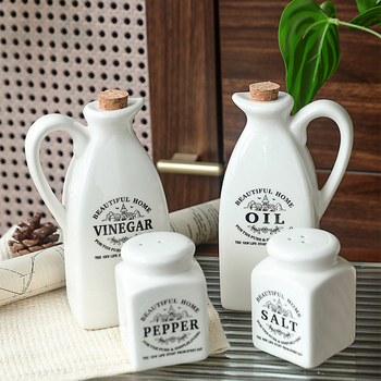 zakka toidukaupade valge Jaapani stiilis keraamiline õlipudel maitseainepudel neljaosaline köögitarbed