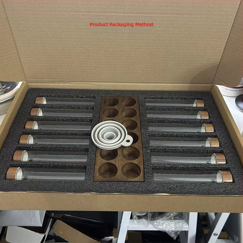 Kohvioad pakend katseklaas klaasist pähklipuust vitriin ühe toruga hoiustamiskoha kohvikomplekt suletud purgi lõhnapudel