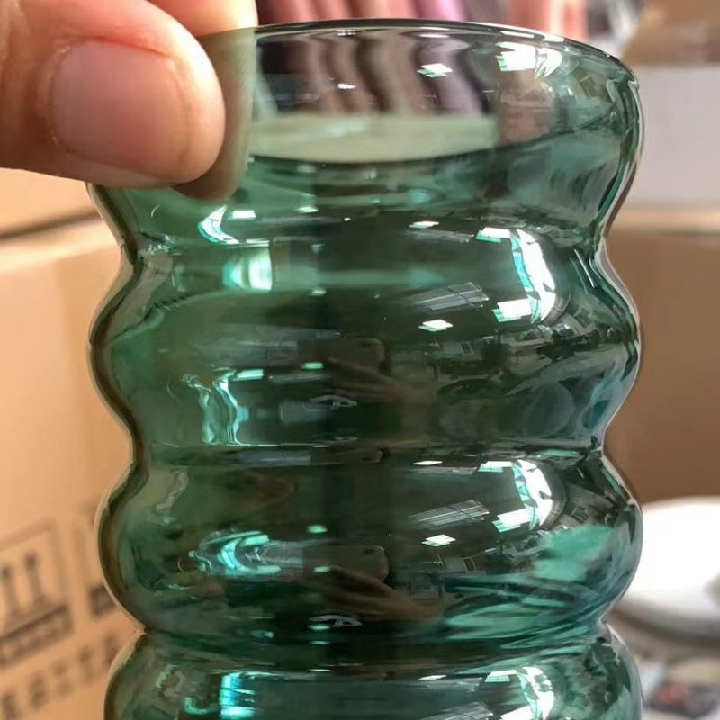 Hulgimüük lainepapist klaasist tass kohvipiima tass majapidamises mikrolaineahju küte armas röövik tass rõngas tass