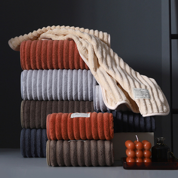 Naujas aksominis rankšluostis, minkštas, sugeriantis, koralų spalvos, aksominis rankšluostis, buitinis rankšluostis, rankšluostis, dovana rankoms, tarpvalstybinė didmeninė prekyba