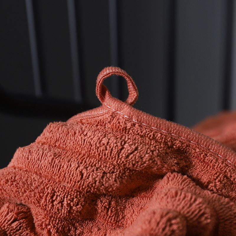 Naujas aksominis rankšluostis, minkštas, sugeriantis, koralų spalvos, aksominis rankšluostis, buitinis rankšluostis, rankšluostis, dovana rankoms, tarpvalstybinė didmeninė prekyba