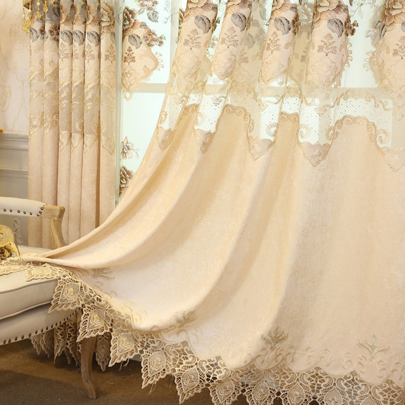 Užsienio sandėlio tiesūs plaukai, tarpvalstybiniai, baigti sandėlyje, prabangi svetainė, valgomasis, saulės skėtis, sustorinta šenilinė tuščiavidurė siuvinėta užuolaida