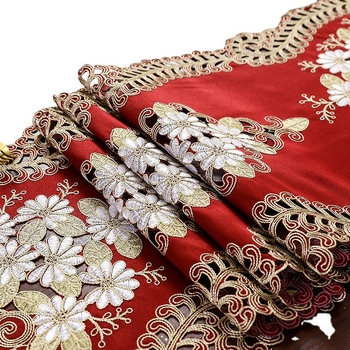 Išskirtinis tarpvalstybinis gamintojas parduoda kalėdines, modernias, paprastas ir madingus siuvinėtus staltiesės, stalo vėliavėlės, kavos staliuko, arbatos padėklo užvalkalo, rankšluosčio pertvaros gaminius.