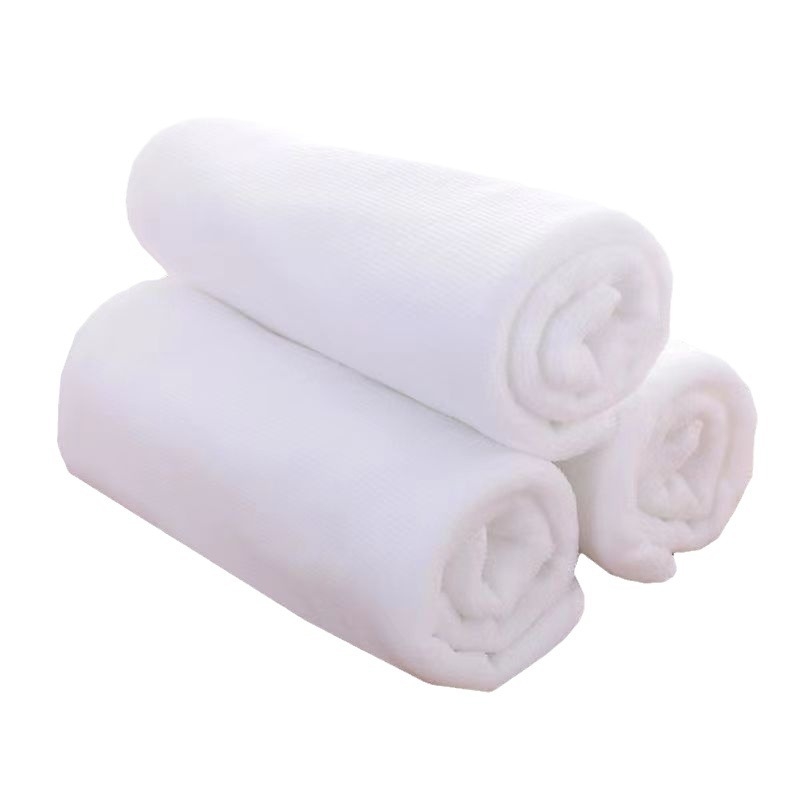 Vienkartiniai balti rankšluosčiai viešbučio vonios ir pedikiūro viešbučiui „Tangquan B&b Warp“ mikropluošto balti rankšluosčiai nepūkuoja