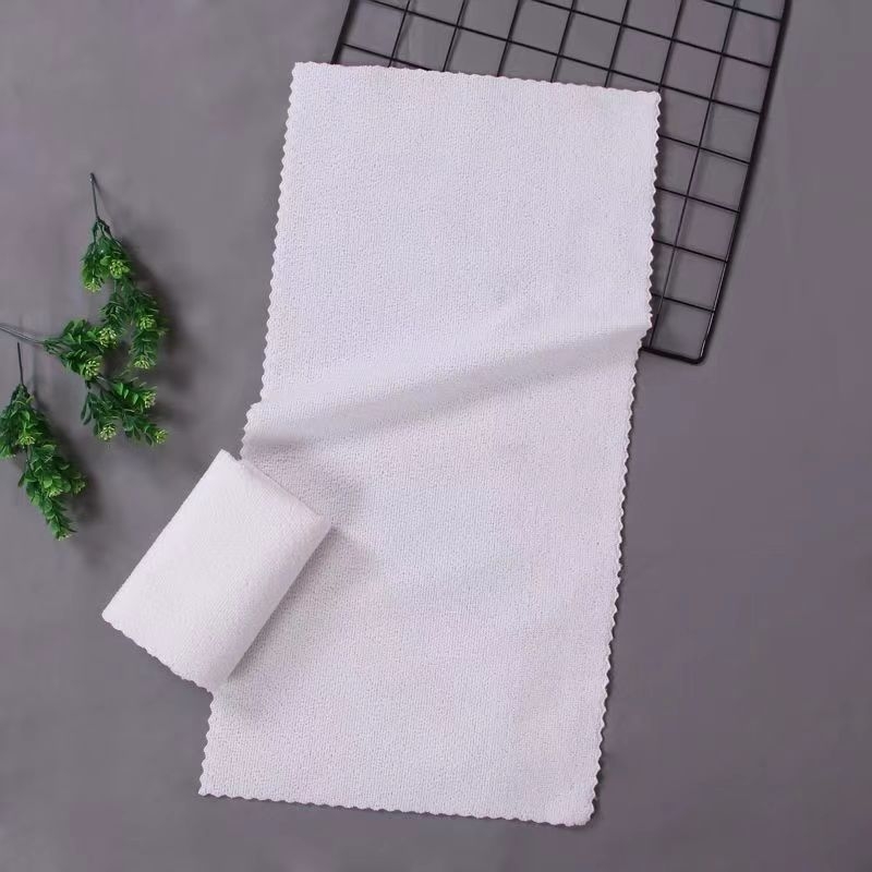 Vienkartiniai balti rankšluosčiai viešbučio vonios ir pedikiūro viešbučiui „Tangquan B&b Warp“ mikropluošto balti rankšluosčiai nepūkuoja
