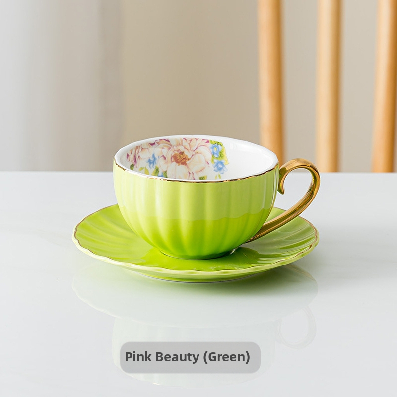 Euroopa stiilis keraamiline kohvitassi alustass koduseks pärastlõunaseks teeks kohvitass kõrge värviväärtusega kruus lõhnastatud teetassi komplekt hulgimüük