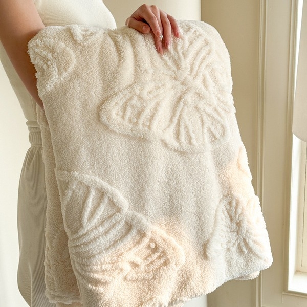 Външнотърговско трансгранично кадифено одеяло с плътен цвят, жакардово многофункционално одеяло с жакардова пеперуда, удобно меко одеяло на едро