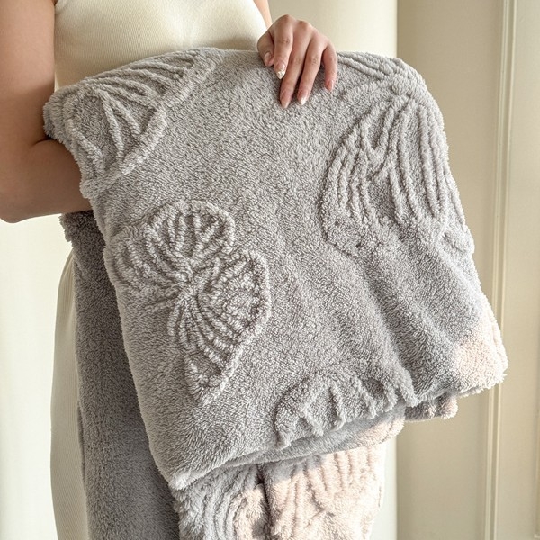 Външнотърговско трансгранично кадифено одеяло с плътен цвят, жакардово многофункционално одеяло с жакардова пеперуда, удобно меко одеяло на едро