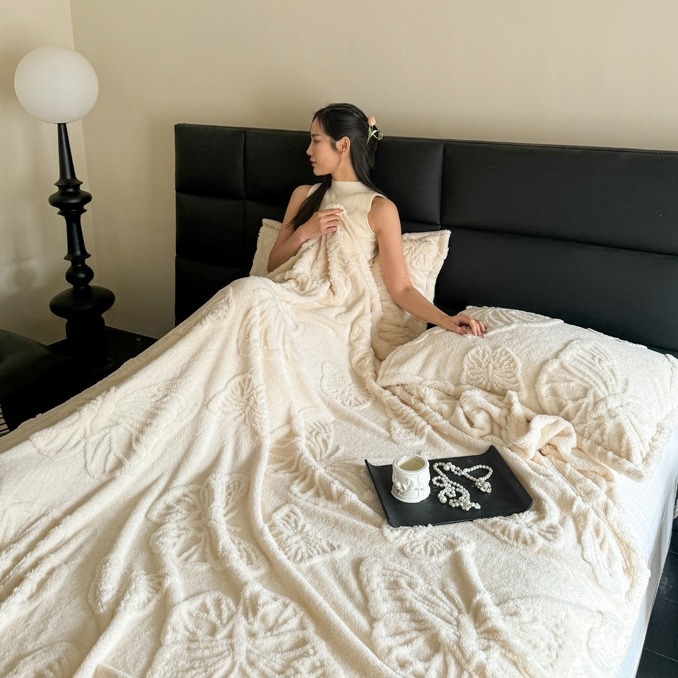 Външнотърговско трансгранично кадифено одеяло с плътен цвят, жакардово многофункционално одеяло с жакардова пеперуда, удобно меко одеяло на едро