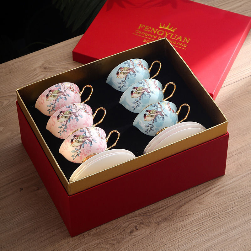 Kerge luksuslik tipptasemel kohvitass Euroopa pärastlõunatee komplekt teetassi alustass peen ülikond luuportselanist tass paarile tassi kinkekarbis